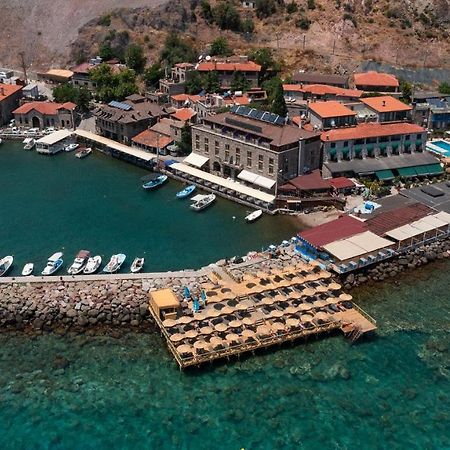 Assos Troy Port Hotel Exterior photo